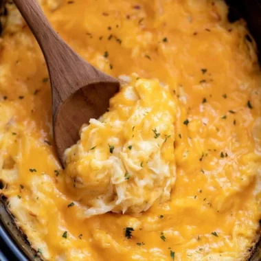 Delicious crockpot cheesy potatoes side dish